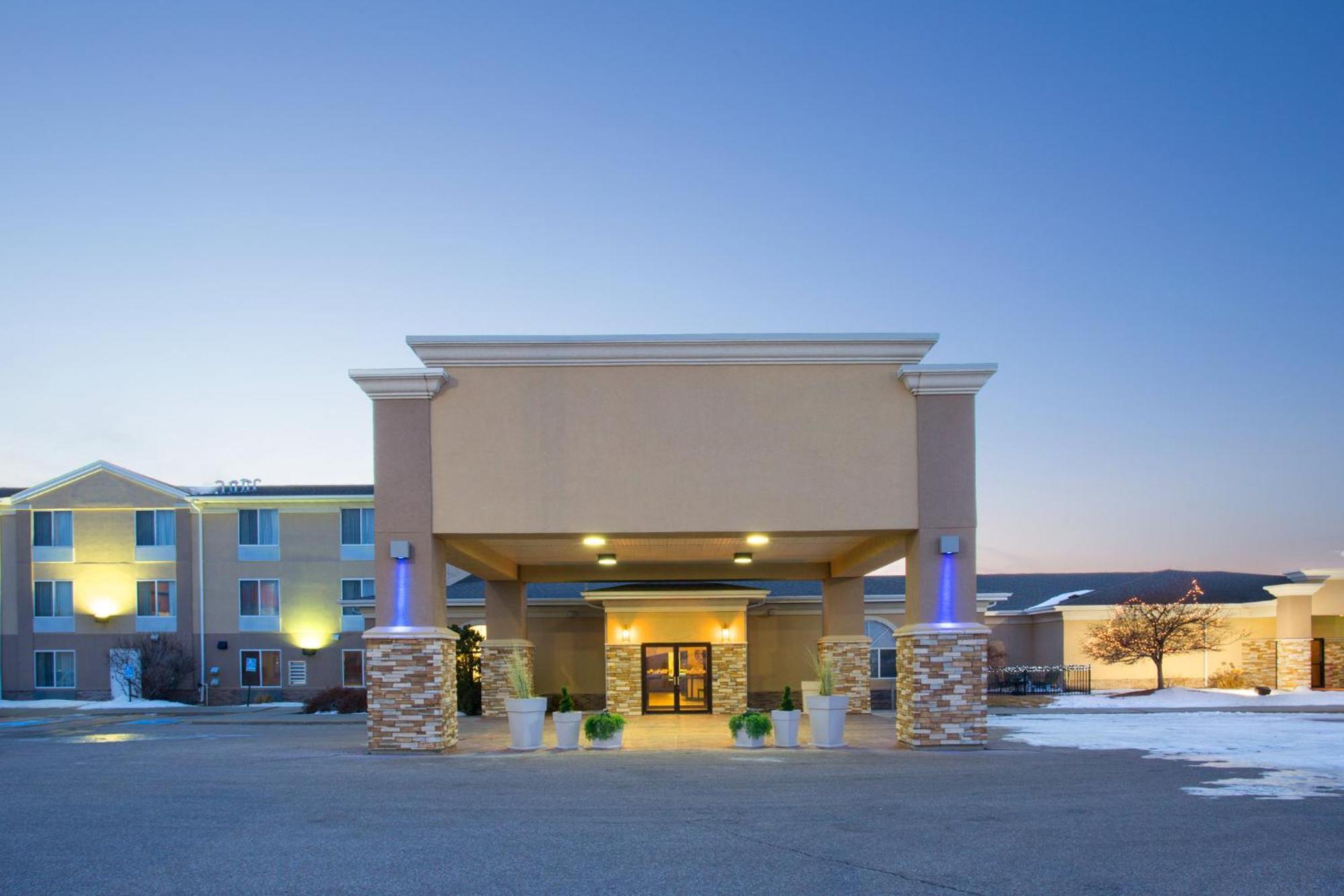 Holiday Inn Express Hotel & Suites Lexington By Ihg Luaran gambar