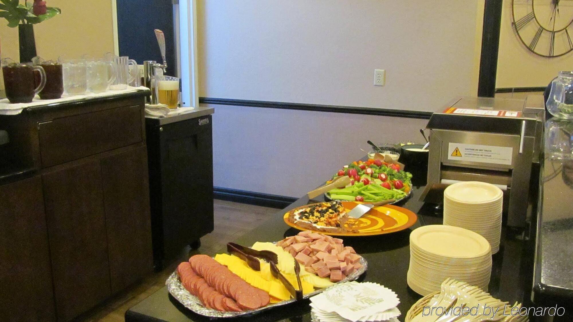 Holiday Inn Express Hotel & Suites Lexington By Ihg Luaran gambar
