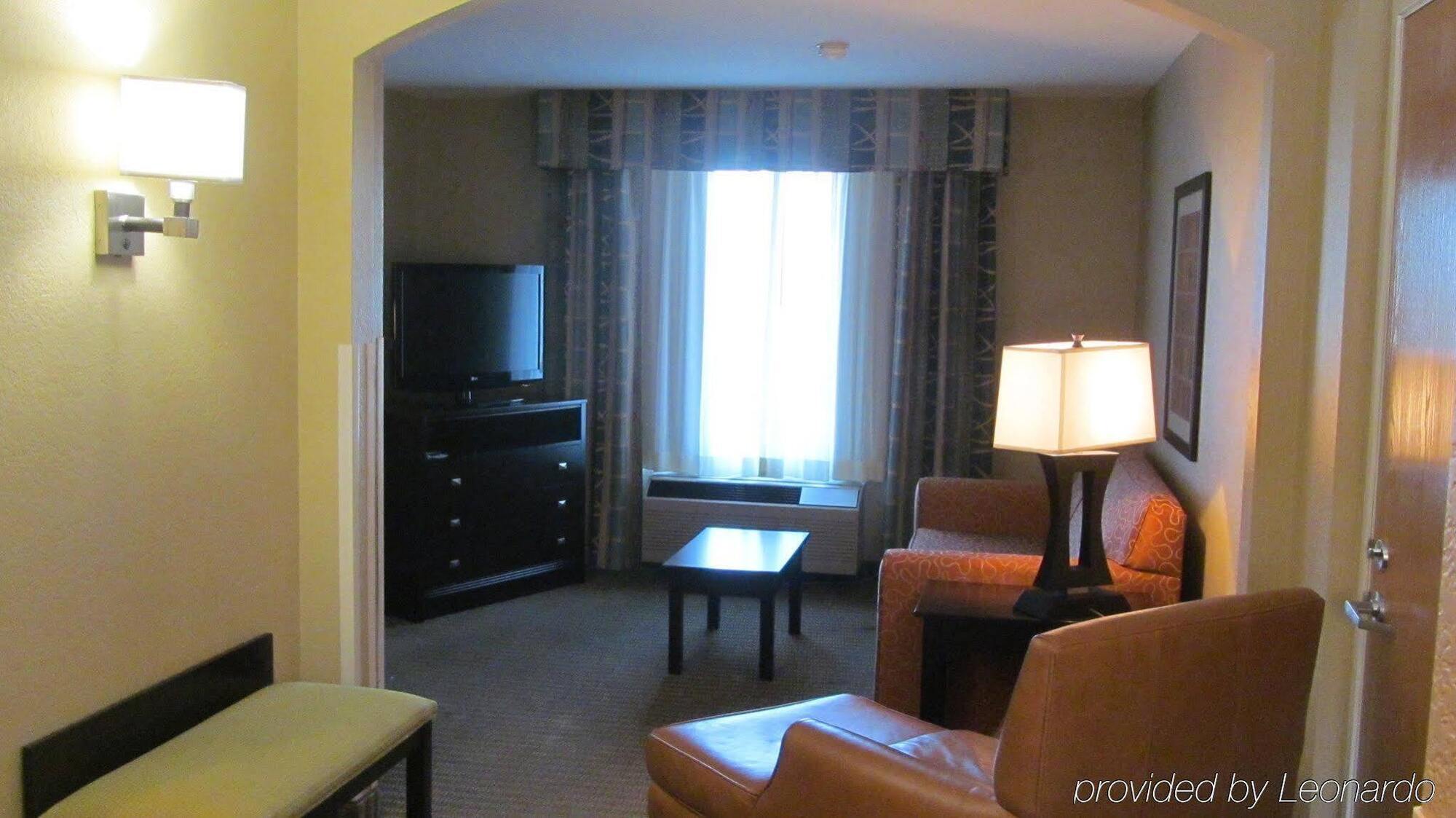 Holiday Inn Express Hotel & Suites Lexington By Ihg Luaran gambar